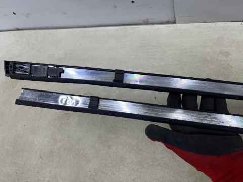 Listwa Mazda CX-30 CX30 19r.- dachowa prawa lewa nakładka zaślepka KOMPLET