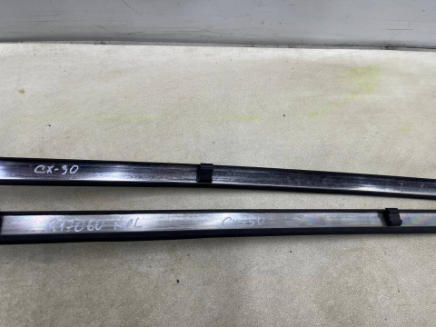 Listwa Mazda CX-30 CX30 19r.- dachowa prawa lewa nakładka zaślepka KOMPLET