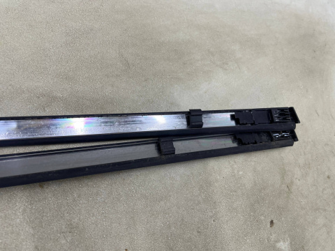 Listwa Mazda CX-30 CX30 19r.- dachowa prawa lewa nakładka zaślepka KOMPLET