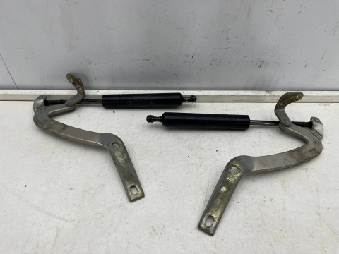 Zawias klapy Mercedes w210 95-02r. siłowniki bagażnika KOMPLET a0019808064