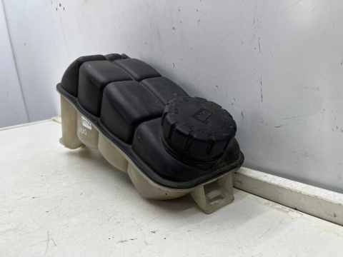 Zbiorniczek wyrównawczy Mercedes w210 95-02r. zbiorniczek płynu chłodzącego oryginalny a2105000349