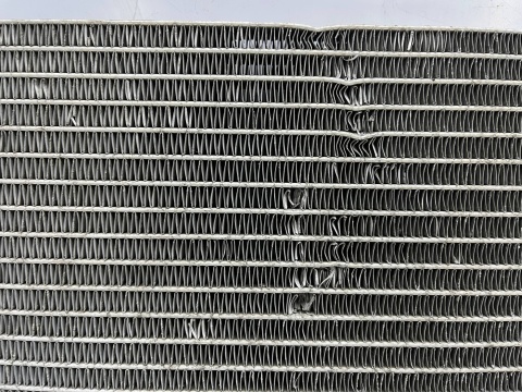 Chłodnica klimatyzacji Renault Trafic III Vivaro B Talento 14r.- 1.6 dCi 2.0 dCi diesel skraplacz 921008178r 93868376