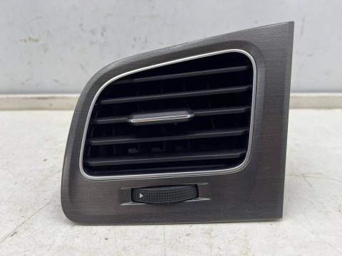 Kratka nawiewu VW Golf 7 VII 12-20r. lewa boczna nadmuchu deski wnętrza 5g1819703g 