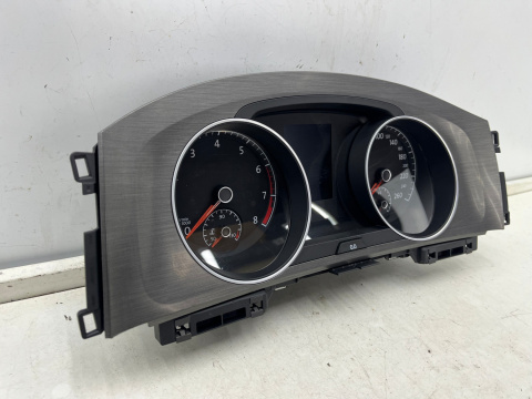 Licznik VW Golf 7 VII 12-20r. 1.4 TSi benzyna zegary 5g0920860