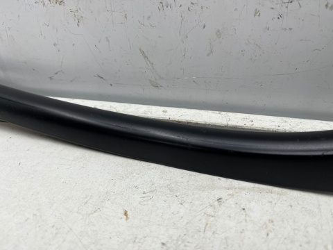 Listwa BMW 3 F30 F80 sedan 11-18r. prawa tylna boczna nakładka karoseryjna ozdobna obramówka szyby shadow line 7258334