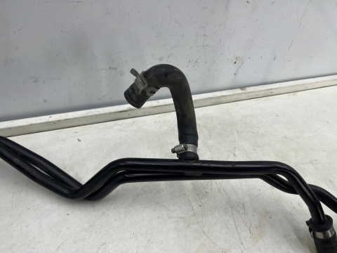 Rura Mercedes w210 95-02r. 3.2 v6 benzyna przewód wody wąż metalowy magistrala 2105000872