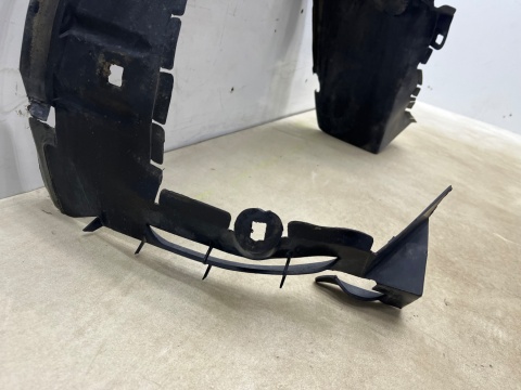 Nadkole Mercedes w210 kombi 95-02r. PRAWE przednie ORYGINALNE prawy przód a2106984830