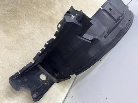 Nadkole Mercedes w210 kombi 95-02r. PRAWE przednie ORYGINALNE prawy przód a2106984830