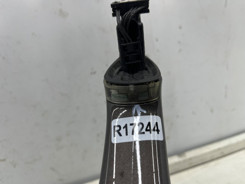 Klamka BMW F10 F11 F01 F02 F04 F06 F07 F12 F13 10-17r. prawa tylna przednia zewnętrzna rączka drzwi keyless podswietlane 7305280