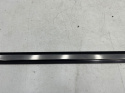 Listwa Mercedes w210 95-02r. KOMBI prawa tylna boczna nakładka karoseryjna ozdobna obramówka szyby bagażnika