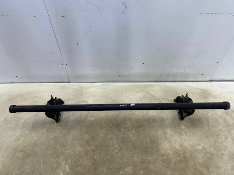 Belka zderzaka Mitsubishi L200 tylne dolne wzmocnienie poprzeczka szerokie mocowanie na cztery otwory