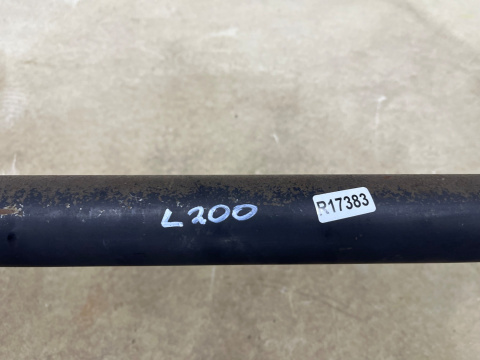 Belka zderzaka Mitsubishi L200 tylne dolne wzmocnienie poprzeczka szerokie mocowanie na cztery otwory