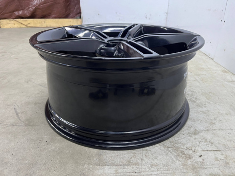 Felga Porsche Taycan 9,5jx21 H2 ET60 5x130 pojedyncza sztuka 21 cali oryginalna 9j1601025aa