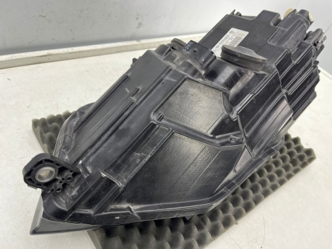 Lampa reflektor VW Caddy III 3 Lift 15-20r. PRAWA przednia zwykła H4 w21/5w h21w prawy przód 2k1941016a