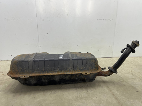 Zbiornik paliwa Mercedes w210 KOMBI 95-02r. 3.2 v6 BENZYNA bak metalowy