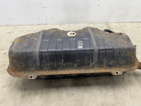 Zbiornik paliwa Mercedes w210 KOMBI 95-02r. 3.2 v6 BENZYNA bak metalowy