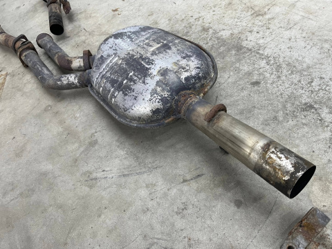 Wydech Mercedes w210 KOMBI 95-02r. 3.2 v6 benzyna KOMPLETNY tłumik katalizatory PEŁNE NIE WYBITE