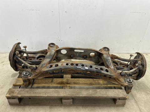 Belka zawieszenia Mercedes w210 KOMBI 95-02r. kompletna tylna oś wózek zwrotnice czujniki ABS