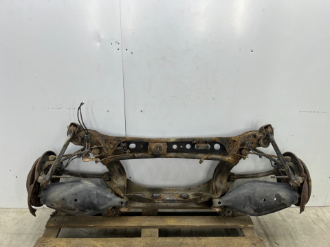 Belka zawieszenia Mercedes w210 KOMBI 95-02r. kompletna tylna oś wózek zwrotnice czujniki ABS