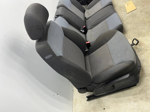 Fotele Seat Ibiza 3 III 6L 02-08r. HB 5Drzwi fotel kanapa KOMPLET