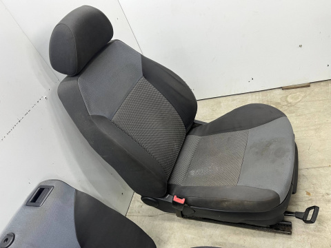 Fotele Seat Ibiza 3 III 6L 02-08r. HB 5Drzwi fotel kanapa KOMPLET