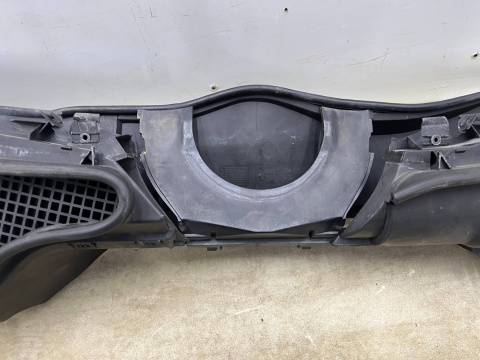 Podszybie Mercedes w210 95-99r. górne prawe lewe uszczelka Europa KOMPLETNE 2108301644