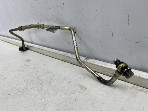 Rura Jaguar XE XF F-Pace Land Rover Range Rover 2.0d przewód oleju turbiny wąż g4d3-6k679-fb g4d36k679fb