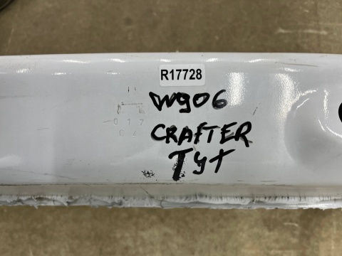 Belka zderzaka Mercedes w906 Sprinter Crafter 06-18r. przednie wzmocnienie pasa przód 