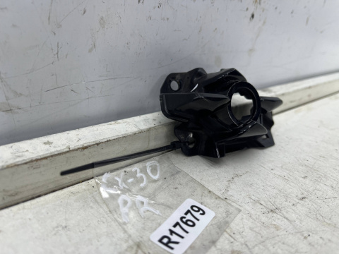 Czujniki PDC Mazda CX-30 CX30 19r.- PRAWY kosz w atrapę mocowanie na czujnik cofania parkowania oryginal dfs6-50154