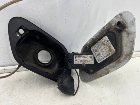 Klapka wlewu paliwa VW Golf 7 VII 12-20r. HB Hatchback Kolor LA7W + korek 5g0809999 5g0809857