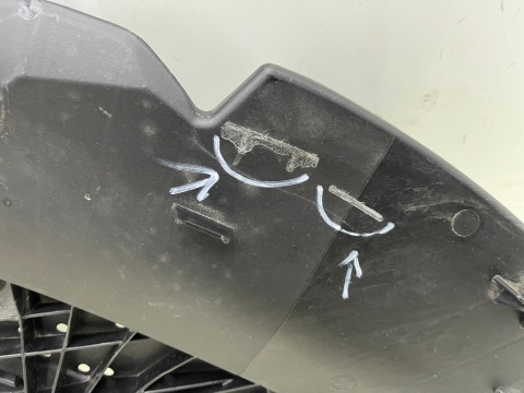 Osłona pod zderzak Audi A6 C8 S-line Sline 18r.- przednia płyta dolna podwozia pod silnik 4k0807611