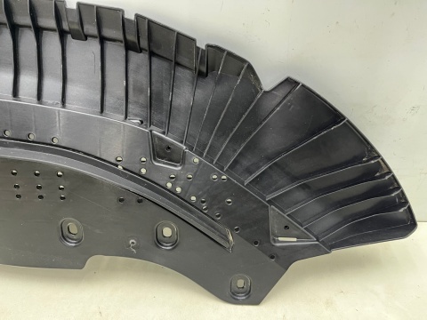 Osłona pod zderzak Audi A6 C8 S-line Sline 18r.- przednia płyta dolna podwozia pod silnik 4k0807611