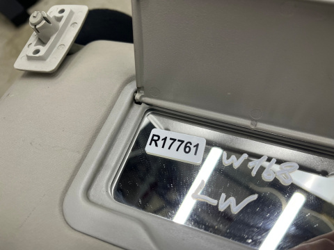 Daszek Mercedes w168 A-klasa 97-04r. lewy przeciwsłonecznik kierowcy osłona słoneczna lewa