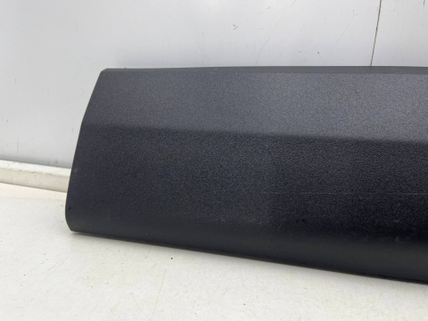 Listwa Audi Q3 II 83a 18r.- lewa przednia listwa dolna drzwi STRUKTURA lewy przód 83a853959