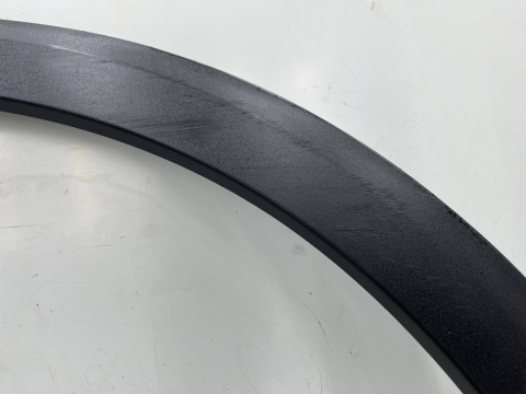 Listwa Peugeot 3008 II 16r.- prawa tylna nakładka rant błotnika CIENKA wąska prawy tył 9825289077