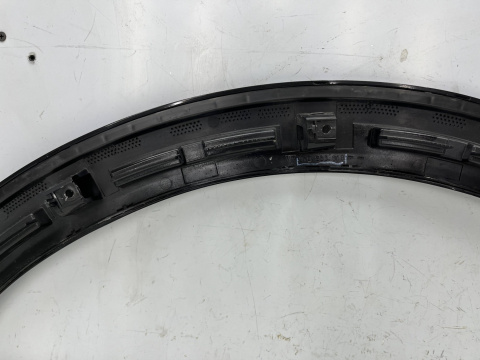 Listwa Porsche Cayenne III 9y GTS 17r.- kolor C9X PRAWY przedni rant nadkola błotnika nakładka prawy przód 9y0853818