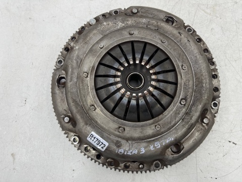 Sprzęgło VW Golf IV Polo IV 9n Audi A3 8L Ibiza III IV Fabia I Octavia I 02-08r. 1.9 TDi diesel tarcza docisk koło zamachowe KPL