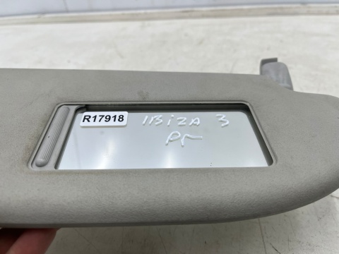 Daszek Seat Ibiza 3 III 6L Cordoba II 02-08r. prawy przeciwsłonecznik pasażera osłona słoneczna prawa 