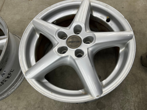 Felga Volvo C70 V70 S70 Ford Focus Enzo 7jx16 5x108 ET43 felgi aluminiowe 16 cali KOMPLET KBA 46598