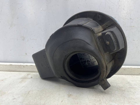 Klapka wlewu paliwa Seat Ibiza 3 III 6L Cordoba II 02-08r. 3Drzwi 5Drzwi kod koloru LS5V niebieska 6l6809905g