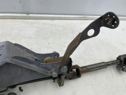 Kolumna kierownicza VW Polo 4 IV 9n Ibiza 3 III 6L Cordoba II Fabia 02-08r. stacyjka DWA kluczyki regulacja blokada krzyżak