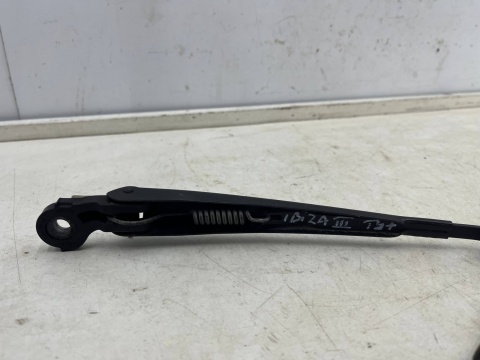 Ramię wycieraczki Seat Ibiza 3 III 6L 5Drzwi 3Drzwi Octavia I kombi 02-08r. ramie klapy bagaznika razem z piórem 1u9955707b