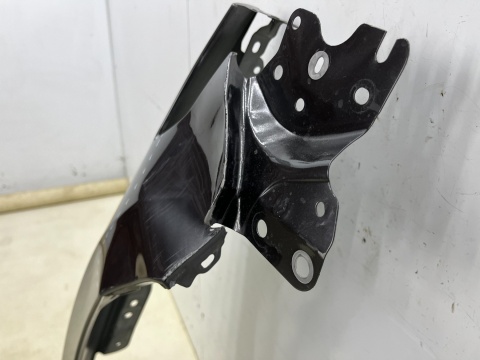 Błotnik Mazda 3 IV BP 19r.- prawy przedni prawy przód 
