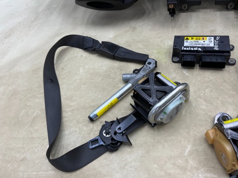 Deska rozdzielcza Opel Insignia A 08-13r. kokpit konsola poduszki powietrzne pasy bezpieczeństwa napinacze AIRBAG komplet