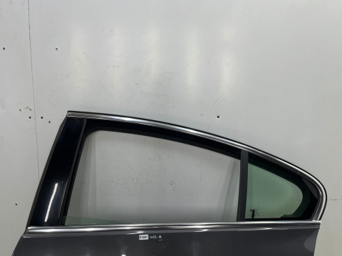 Drzwi Opel Insignia A 08-17r. lewe tylne lewy tył Z177 13316034