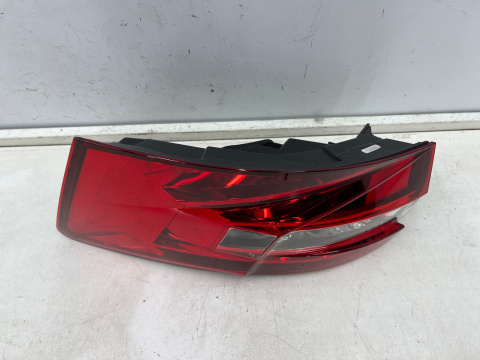 Lampa Skoda Superb 3 III 3v kombi 15-19r. PRAWA tylna w błotnik oryginalna prawy tył 3v9945208a