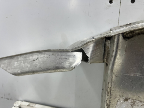 Belka zderzaka BMW 5 G30 G31 17-24r. przednie wzmocnienie zderzaka przód