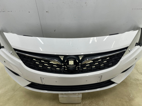 Zderzak przedni Opel Astra K 5 V 19-21r. Lift przód PDC 39130492