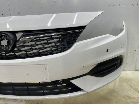 Zderzak przedni Opel Astra K 5 V 19-21r. Lift przód PDC 39130492