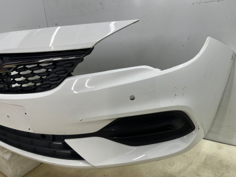 Zderzak przedni Opel Astra K 5 V 19-21r. Lift przód PDC 39130492